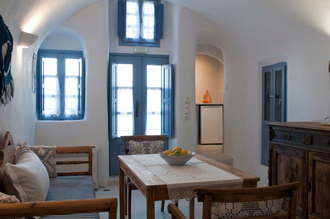 Olyra Traditional Cave Houses Pyrgos Kallistis Exterior photo