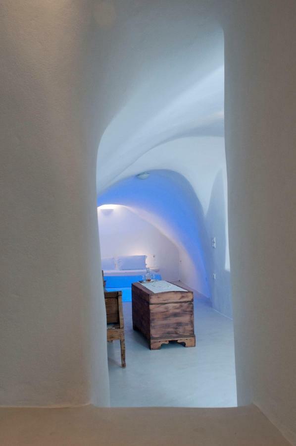 Olyra Traditional Cave Houses Pyrgos Kallistis Exterior photo