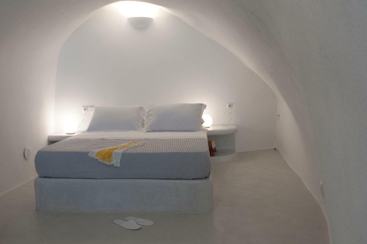 Olyra Traditional Cave Houses Pyrgos Kallistis Exterior photo