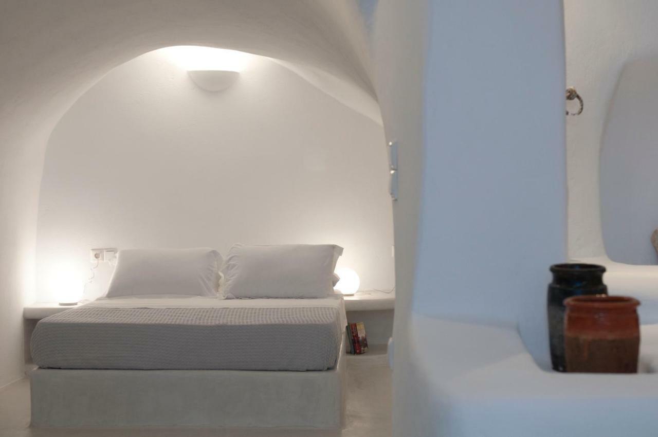 Olyra Traditional Cave Houses Pyrgos Kallistis Exterior photo
