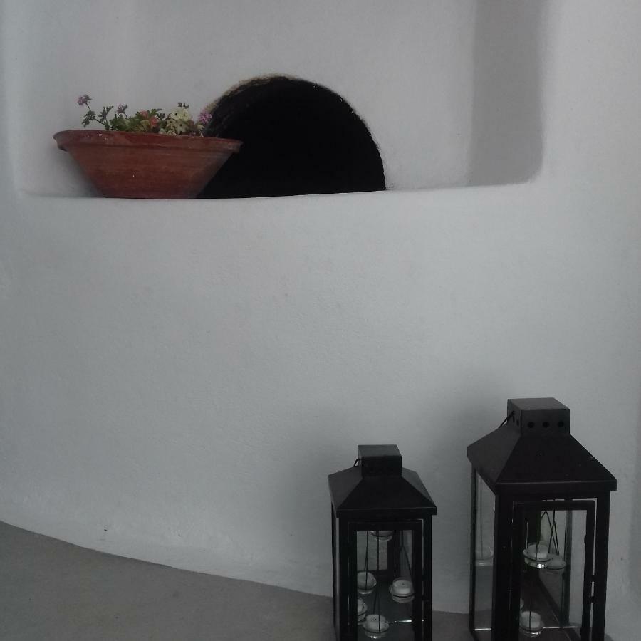 Olyra Traditional Cave Houses Pyrgos Kallistis Exterior photo